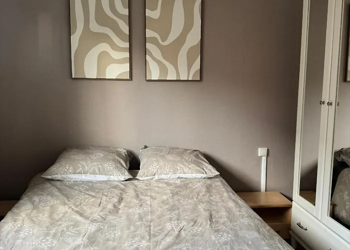 - Hba Appartamento Courbevoie